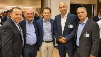 מימין: שי אינזלברג, איל אהרוני, רפאלו אוגוליני, גווידו פיאנטה ודודי רוזברוך. כנס באיטליה